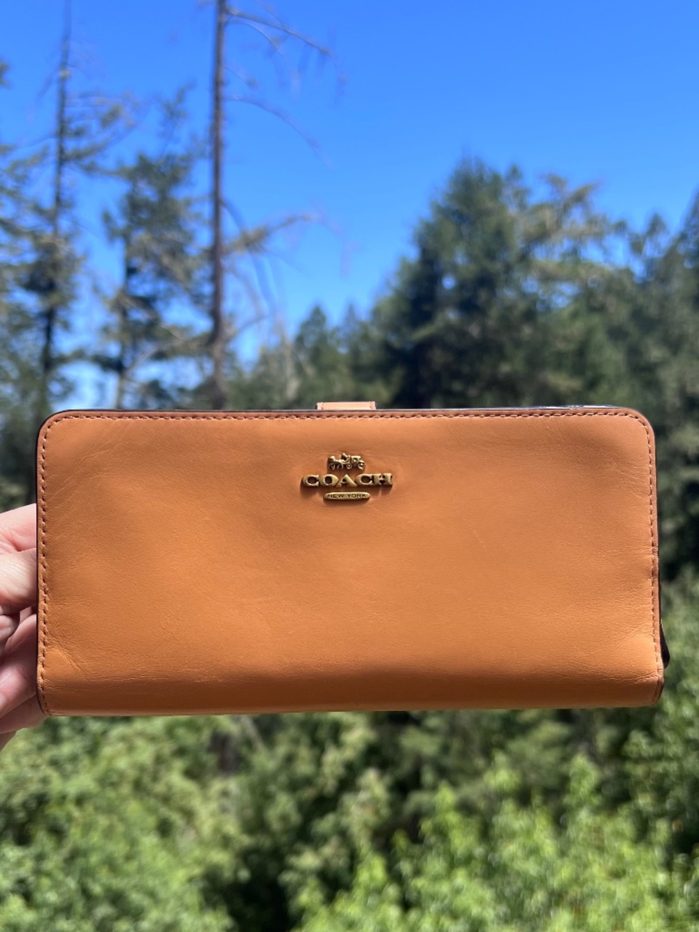 COACH Brown Smooth Leather Bifold Wallet with Gold Hardware AUTHENTIC